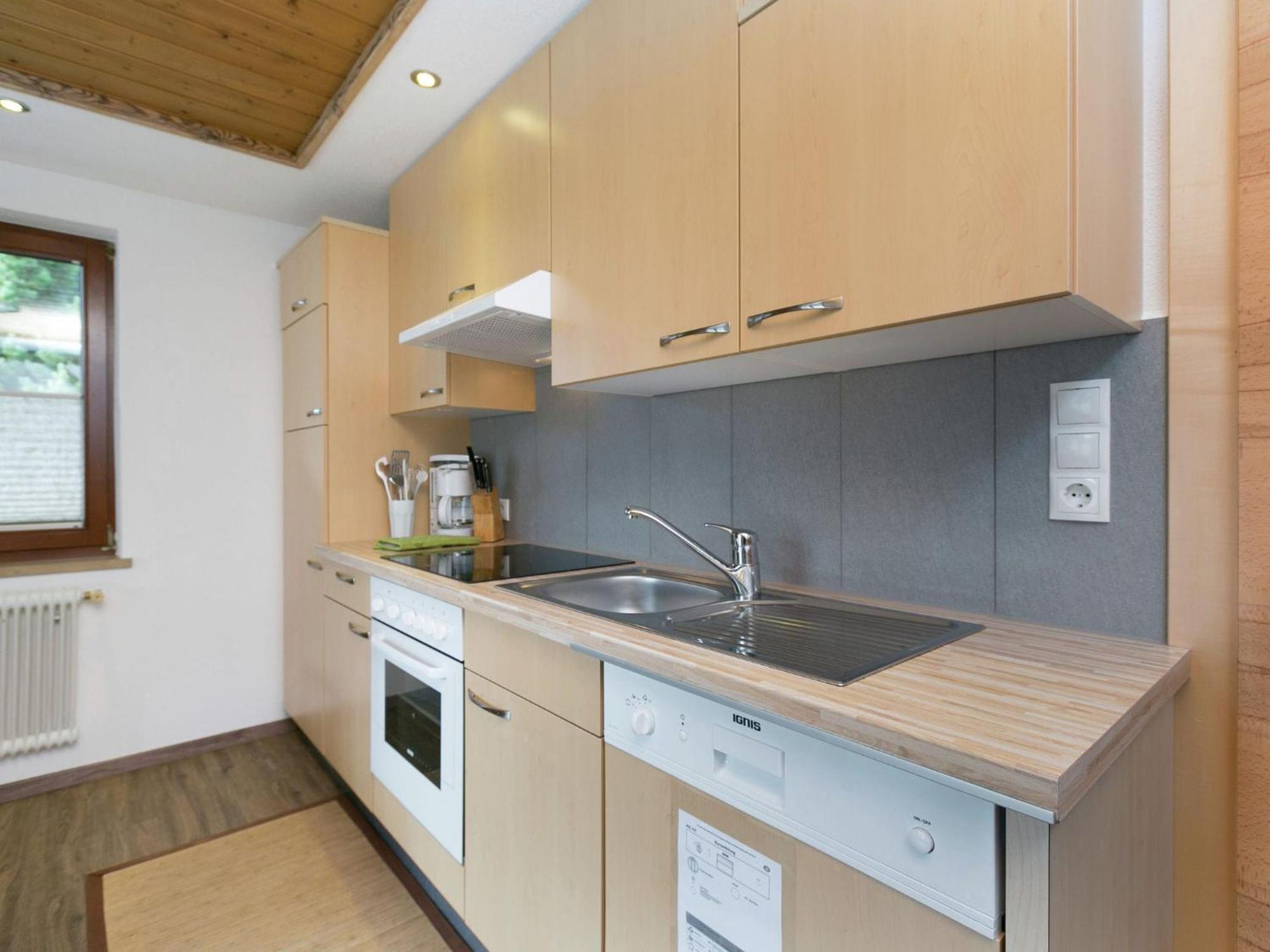 Modern Apartment In Langenfeld Near Ski Area Exterior foto